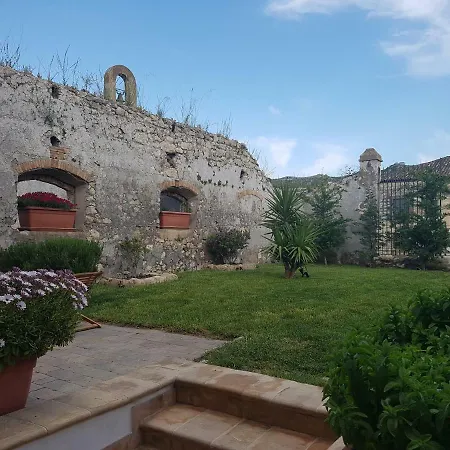 Contrada Gibbesi Holiday home Gibbesi Vecchio
